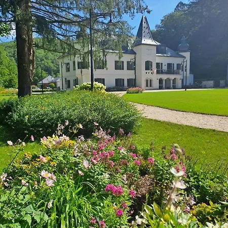 Ujhuta Kastelyszallo 4* Háromhuta