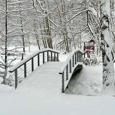 Ujhuta Kastelyszallo 4*