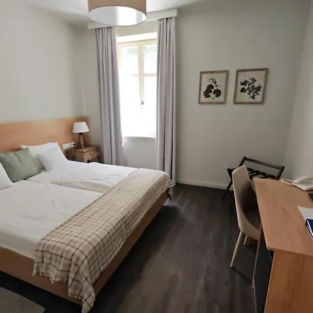 Hotel Ujhuta Kastelyszallo 4*