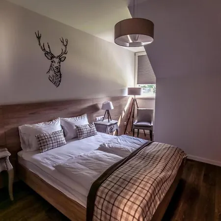 Ujhuta Kastelyszallo Hotel Haromhuta