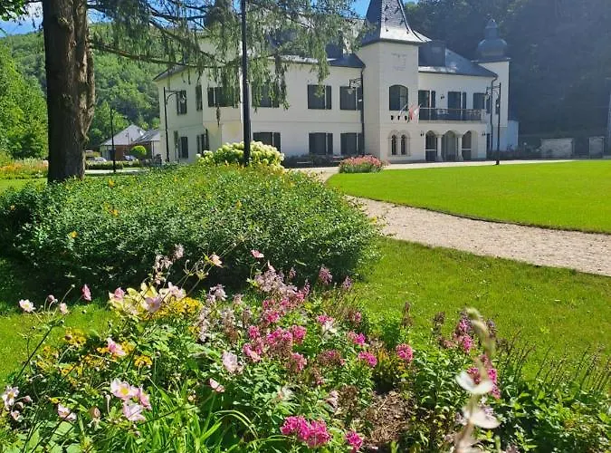 Ujhuta Kastelyszallo 4* Háromhuta