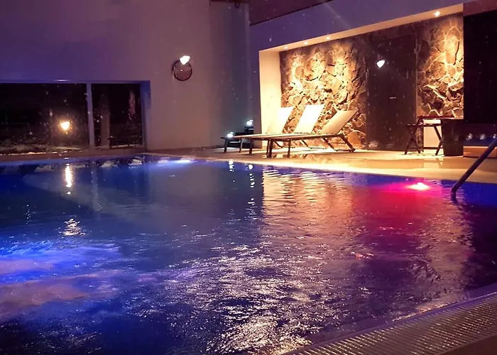 Ujhuta Kastelyszallo 4* Háromhuta